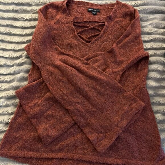 American Eagle, bell bottom long sleeve, quarter lace cross up sweater, size S - Picture 1 of 1